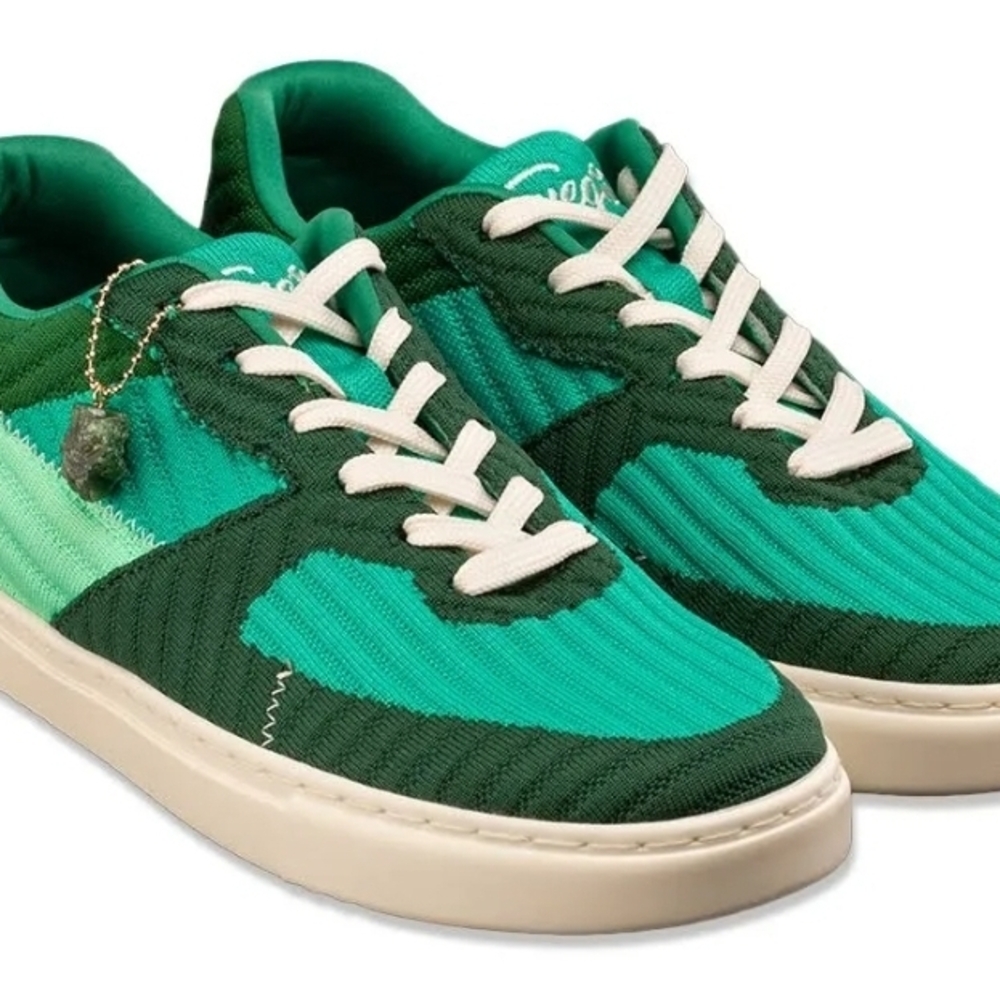 Fuego Low Top Dance Sneakers, Size 8.5 Women’s, Size 7.5 Men **Great Condition**